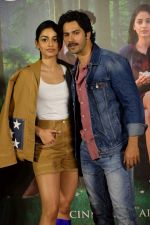 Varun Dhawan, Banita Sandhu at the Trailer launch of film October in pvr juhu, mumbai on 12th March 2018 (25)_5aa7796aef04c.JPG