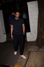 Arjun Rampal Spotted Korner House on 19th March 2018 (3)_5ab0c6d896064.JPG