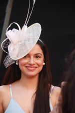 Divya Khosla Kumar at Millionaire Asia Polo Cup in Racecourse mahalaxmi, mumbai on 18th March 2018 (18)_5ab0abb4350e0.jpg