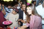 Shilpa Shetty Launches Her Makeup Artists Make Up Academy on 19th March 2018 (12)_5ab0bd242fd02.JPG