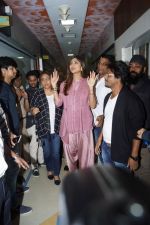 Shilpa Shetty Launches Her Makeup Artists Make Up Academy on 19th March 2018 (3)_5ab0bd09a285d.JPG