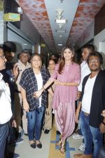 Shilpa Shetty Launches Her Makeup Artists Make Up Academy on 19th March 2018 (4)_5ab0bd0cf2d47.JPG