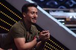 Tiger Shroff On Sets Of DiD Little Master on 18th March 2018 (103)_5ab0bb09e7543.JPG