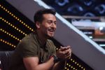 Tiger Shroff On Sets Of DiD Little Master on 18th March 2018 (109)_5ab0bb11d2f18.JPG