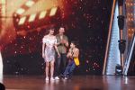 Tiger Shroff, Disha Patani On Sets Of DiD Little Master on 18th March 2018 (138)_5ab0bba97e46d.JPG