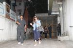Shilpa Shetty spotted at bandra in mumbai on 21st March 2018 (5)_5ab343cd452c9.JPG