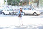 Farah Khan Ali Spotted At Kromakay Salon on 22nd March 2018 (6)_5ab49eef2f844.jpg