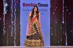 Pooja Chopra Showstopper For Designer Shaina N.C At Bombay Times Fashion Week on 30th March 2018 (62)_5abf42826a487.JPG