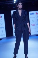 Ihana Dhillon As A Guest At Bombay Times Fashion Week on 1st April 2018 (4)_5ac23f5805395.JPG