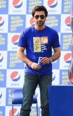 Ranbir Kapoor Launches The New Pepsi Campaign _Kyun Sookhe Sookhe Hi_ on 6th April 2018 (39)_5ac9920a62867.jpg