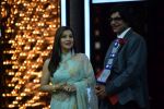 Shilpa Shinde, Sunil Grover at the Preview Of Jio Dhan Dhana Dhan LIVE on 6th April 2018 (68)_5ac98c1babcbb.JPG