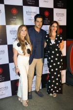 Zayed Khan, Sussanne Khan At The Launch Of Bespoke Home Jewels By Minjal Jhaveri on 13th April 2018 (46)_5ad1be46bb4dd.jpg