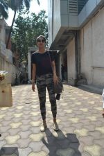  Shilpa Shetty spotted at bandra on 16th April 2018 (7)_5adec037a5b67.JPG