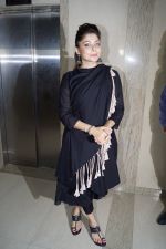 Kanika Kapoor at the launch of First Ever Devotional Song Ik Onkar on 17th April 2018 (9)_5adf2eed2f0e5.JPG