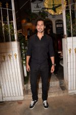 Dino Morea snapped at Grandmama�s All Day Cafe on 28th April 2018 (18)_5ae567c4dffa5.JPG