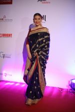 Manisha Koirala at the Red Carpet Of 16th Dada Saheb Phalke Film Foundation Awards on 29th April 2018 (20)_5ae80ad748096.JPG