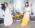 at the Screening of marathi film Cycle in sunny super sound in juhu , mumbai on 3rd May 2018 (3)_5aed62937369a.JPG