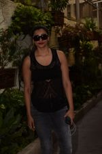 Daisy Shah spotted at sunny sound studio in juhu, mumbai on 5th May 2018 (1)_5af05f4ecfa39.JPG
