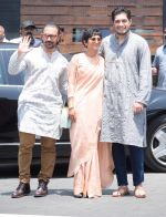 Aamir Khan, Kiran Rao, Junaid Khan at Sonam Kapoor Anand Ahuja_s wedding in rockdale bandra on 8th May 2018 (75)_5af18ac4dcc69.JPG