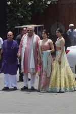 Janhvi Kapoor, Khushi Kapoor, Boney Kapoor at Sonam Kapoor Anand Ahuja_s wedding in rockdale bandra on 8th May 2018 (12)_5af18ba93f5a8.jpeg