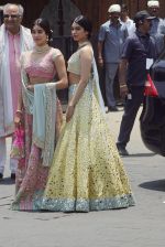 Janhvi Kapoor, Khushi Kapoor, Boney Kapoor at Sonam Kapoor Anand Ahuja_s wedding in rockdale bandra on 8th May 2018 (18)_5af18bafc06e9.jpeg