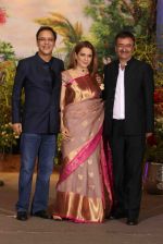 Kangana Ranaut, Vidhu Vinod Chopra, Rajkumar Hirani at Sonam Kapoor and Anand Ahuja_s Wedding Reception on 8th May 2018 (95)_5af43d9f81356.JPG