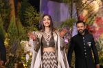 Sonam Kapoor and Anand Ahuja_s Wedding Reception on 8th May 2018 (101)_5af4438417991.JPG