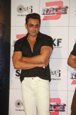 Bobby Deol at Race3 trailer launch at pvr juhu on 15th May 2018 (22)_5afbd75b6d0ac.JPG