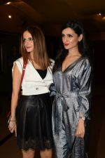 Suzanne Khan, Anu Dewan at the Screening of hollywood film book club at pvr juhu on 16th May 2018 (48)_5afeacc39c0c2.JPG