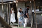 Alia Bhatt Spotted At Kromakey Juhu on 29th May 2018 (2)_5b0d7712881f4.jpg