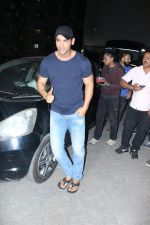 John Abraham spotted at mehebub studio bandra on 29th May2018 (11)_5b0e4cfeb7da2.jpg