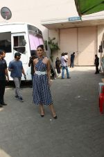 Kareena Kapoor spotted at Mehboob Studio, bandra on 29th May 2018 (6)_5b0e202596d45.JPG
