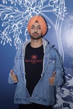 Diljit Dosanjh Spotted At Sony Office on 31st May 2018 (9)_5b10e7fe012d9.jpg