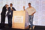 Akshay Kumar At Swarn Sathi Gutka Launch on 3rd June 2018 (206)_5b14e112bdfab.jpg