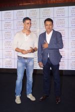 Akshay Kumar At Swarn Sathi Gutka Launch on 3rd June 2018 (261)_5b14e172063c6.jpg