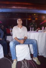 Akshay Kumar At Swarn Sathi Gutka Launch on 3rd June 2018 (58)_5b14e0142c8de.jpg