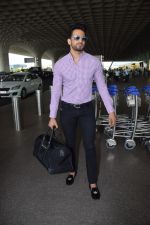Upen Patel Spotted At Airport on 4th June 2018 (7)_5b162ee993061.JPG