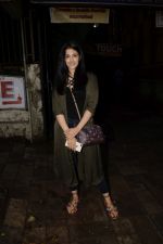 Nupur Sanon spotted at kromakey juhu on 7th June 2018 (4)_5b1a45a072383.JPG