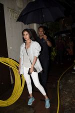 Sonal Chauhan spotted at juhu on 23rd June 2018 (6)_5b2f904f03bf8.JPG