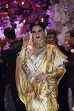 Rekha at Akash Ambani & Shloka Mehta engagement at Antilia in mumbai on 30th June 2018 (65)_5b38e627e9458.jpg