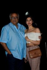Boney Kapoor, Khushi Kapoor at Dhadak Screening in Pvr Juhu on 15th July 2018 (137)_5b4c187a886d9.JPG