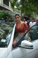 Mouni Roy spotted at Kitchen Garden in bandra on 22nd July 2018 (10)_5b557b7f2f9f6.JPG