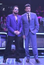 Anil Kapoor, Mika Singh on the sets of Star Plus_s Dil Hai Hindustani 2 at filmcity on 23rd July 2018 (18)_5b56d2445bfe9.jpg