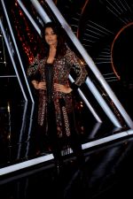 Aishwarya Rai Bachchan at the promotions of film Fanney Khan On The Sets Of Indian Idol in Yashraj Studio, Andheri on 1st Aug 2018 (111)_5b62b1e803ef1.JPG