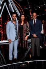 Anil Kapoor, Aishwarya Rai Bachchan, Rajkummar Rao at the promotions of film Fanney Khan On The Sets Of Indian Idol in Yashraj Studio, Andheri on 1st Aug 2018 (173)_5b62b26114114.JPG