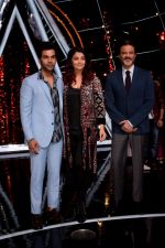 Anil Kapoor, Aishwarya Rai Bachchan, Rajkummar Rao at the promotions of film Fanney Khan On The Sets Of Indian Idol in Yashraj Studio, Andheri on 1st Aug 2018 (174)_5b62b21815d6a.JPG