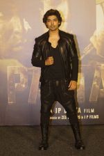 Gurmeet Choudhary at the Trailer launch Of Film Paltan on 2nd Aug 2018 (58)_5b631f410f848.JPG