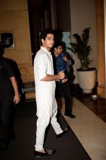 Ishaan Khattar at Red Carpet for Manish Malhotra new collection Haute Couture on 1st Aug 2018 (9)_5b62ba52579bf.JPG