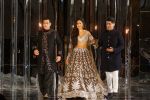 Salman Khan, Katrina Kaif at Red Carpet for Manish Malhotra new collection Haute Couture on 1st Aug 2018 (112)_5b62bba200d58.JPG