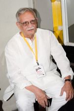 Gulzar at 5th edition of Screenwriters conference in St Andrews, bandra on 3rd Aug 2018 (77)_5b659bdba96ed.jpg